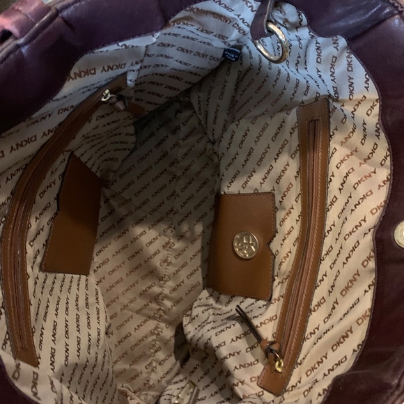 DKNYC Fur Bag - Picture 4 of 6